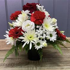 Grave pot - red &amp; white posy